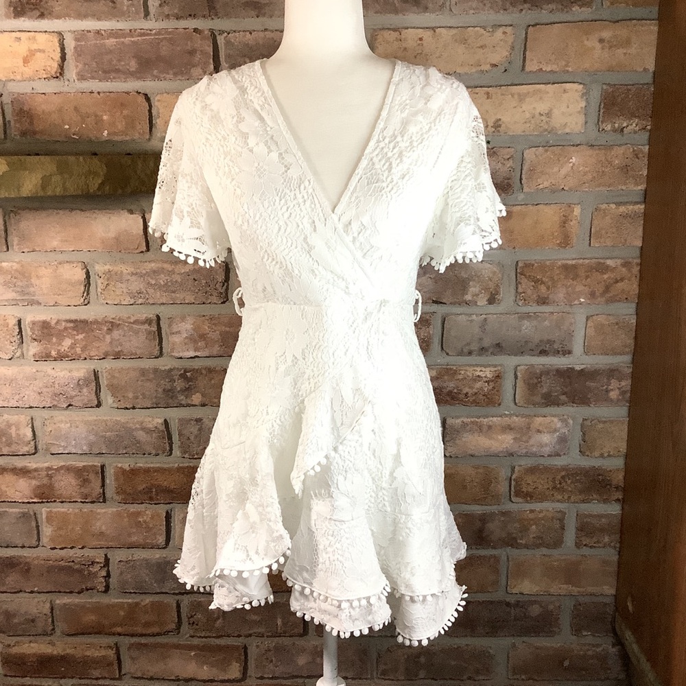 SELFIE Leslie Lace Cami Angel-Sleeve Faux Wrap Dress